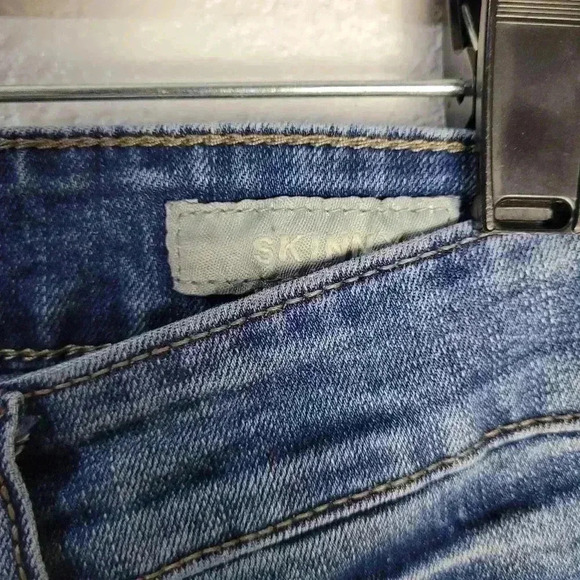 Aeropostale  Skinny Denim Jeans Men's Size 30/32Blue 5-Pocket Whisker - Picture 6 of 10